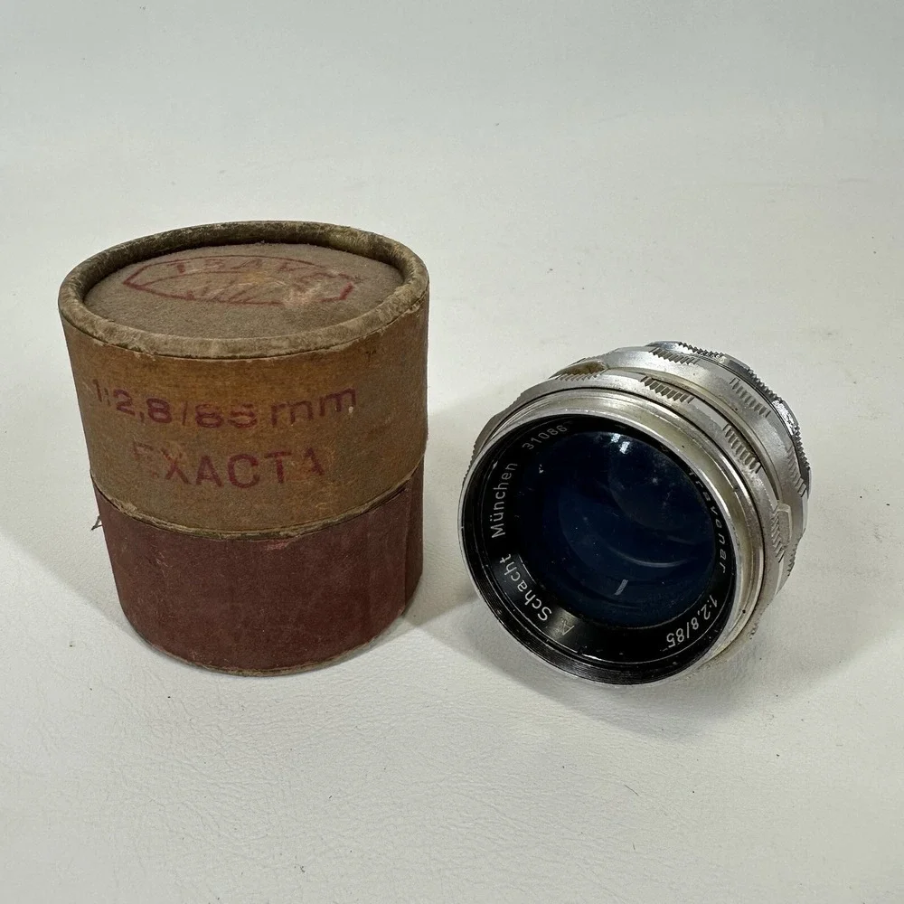 A. Schacht Munchen Travenar 85mm F2.8 Lens Exacta Mount With Case